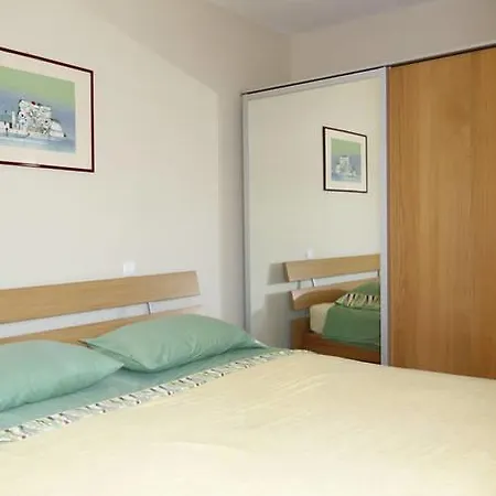 Nice Sunny Apartment *