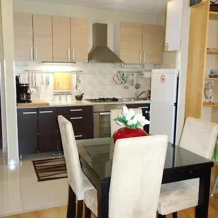 Апартаменти Nice Sunny Пула