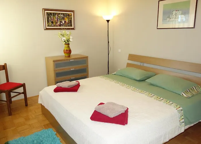 Nice Sunny * פולה